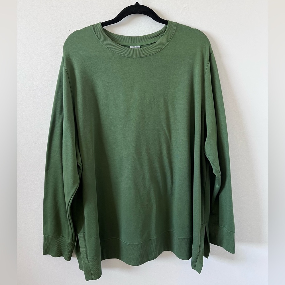 Jockey Plus Size 3X Green Long Sleeve Hi-Lo Rib Knit Top Side Slit